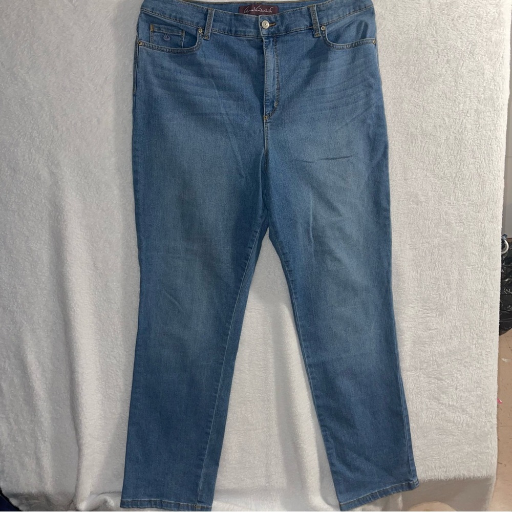 Gloria Vanderbilt size 18 jeans